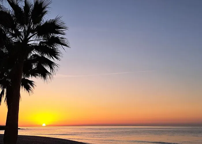 Апартаменты Torresol Sea View